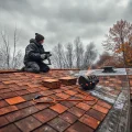 Фото по теме: Как монтировать мягкую кровлю в холодную погоду осенью